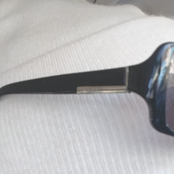 Prada sunglasses - Picture 2 of 2